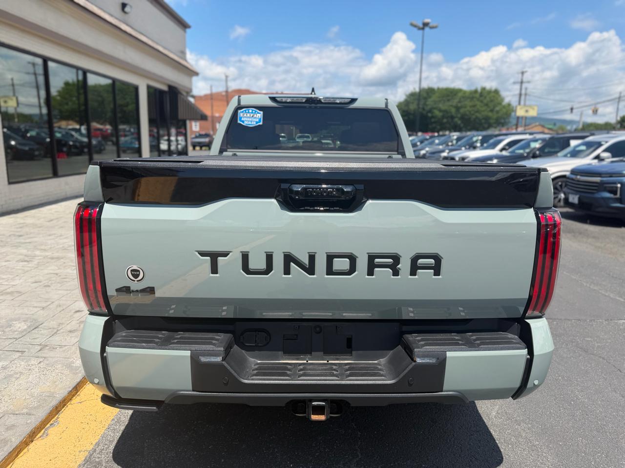 Toyota Tundra  2024