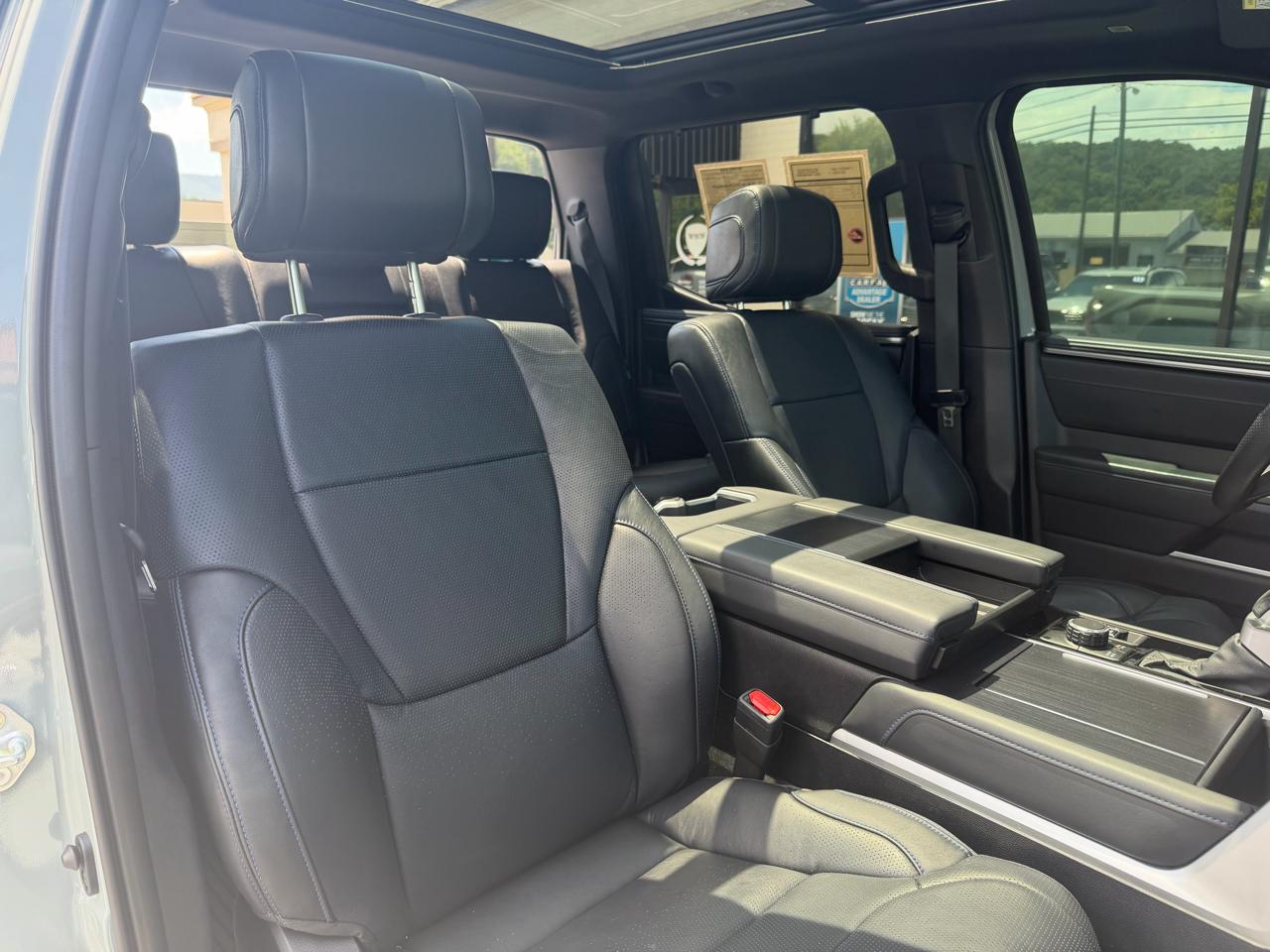 Toyota Tundra  2024