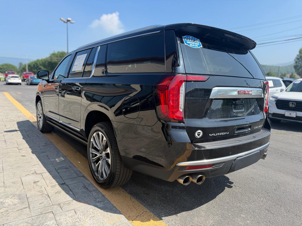 GMC Yukon XL 4WD 4dr Denali 2021