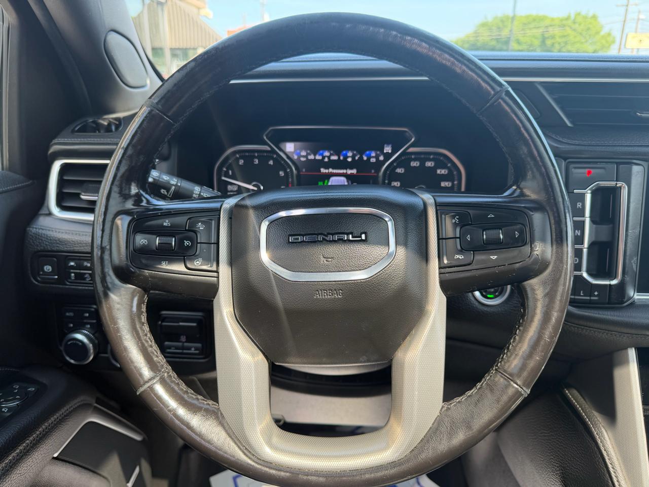GMC Yukon XL 4WD 4dr Denali 2021