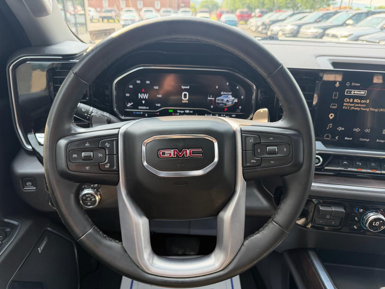 GMC Sierra 1500 4WD Crew Cab 147" SLT 2023