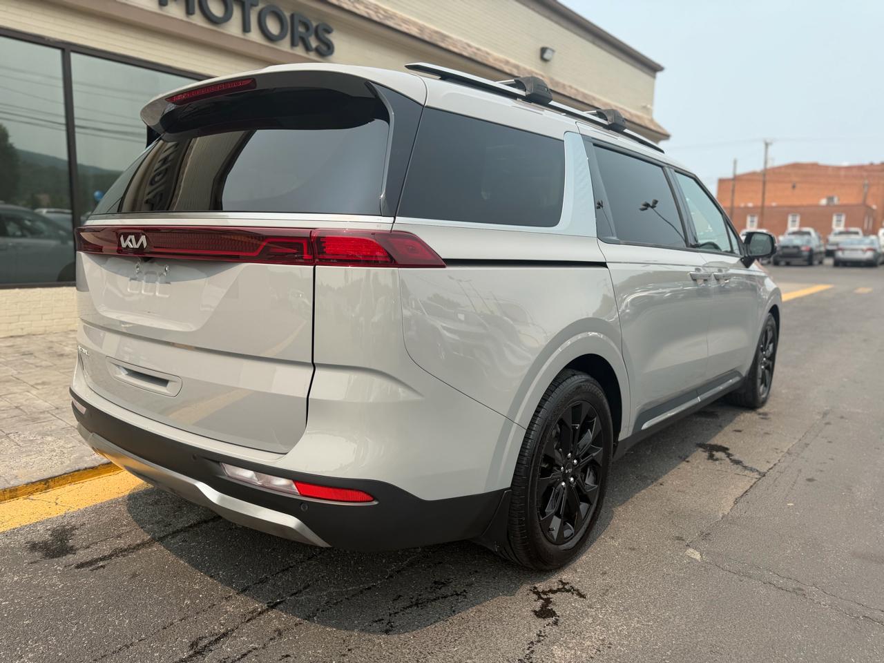 Kia Carnival SX Prestige FWD 2023