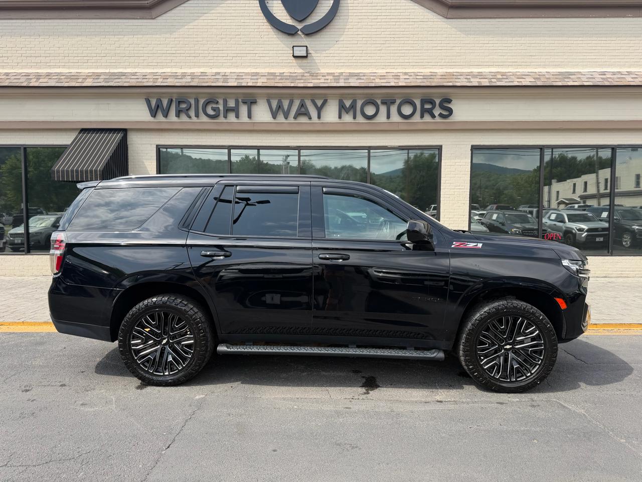 Chevrolet Tahoe 4WD 4dr Z71 2021