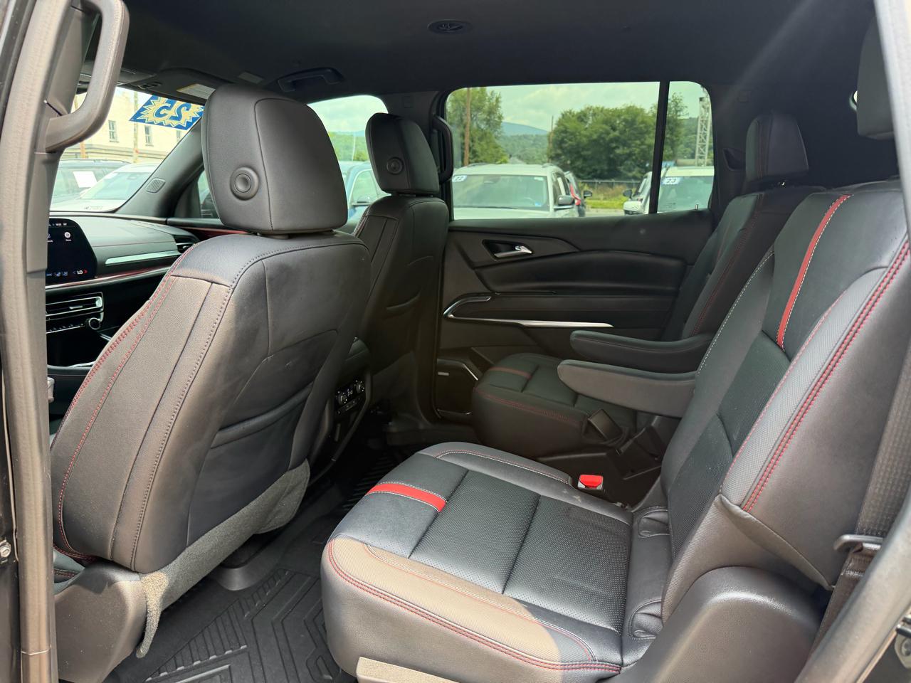 Chevrolet Traverse AWD 4dr RS w/2RS 2025