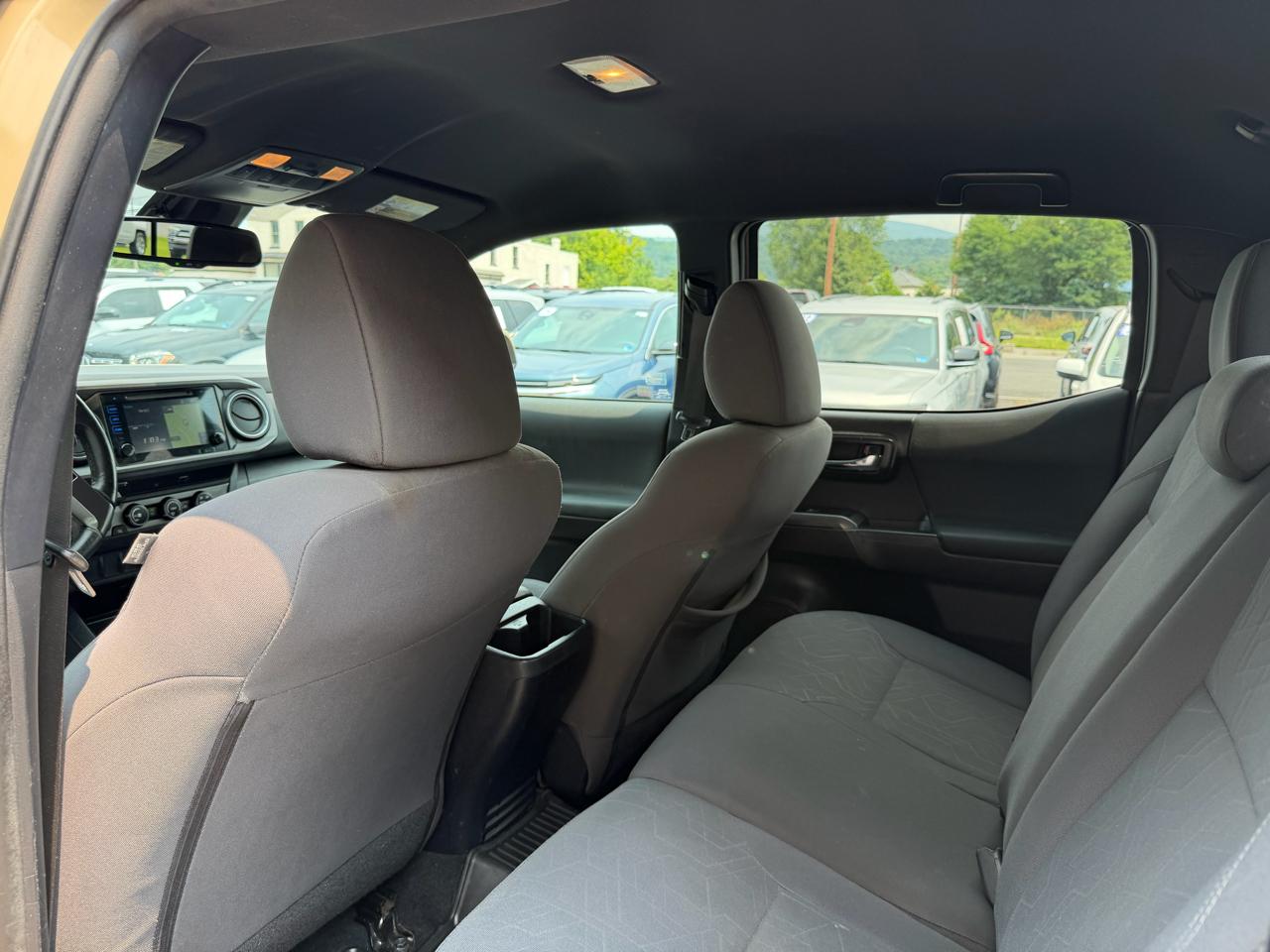 Toyota Tacoma 4WD Double Cab V6 MT TRD Off Road (Natl) 2019