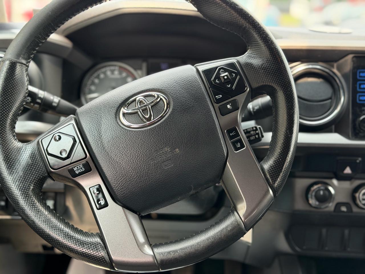 Toyota Tacoma 4WD Double Cab V6 MT TRD Off Road (Natl) 2019