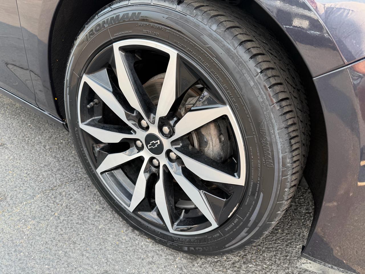 Chevrolet Malibu 4dr Sdn RS 2023