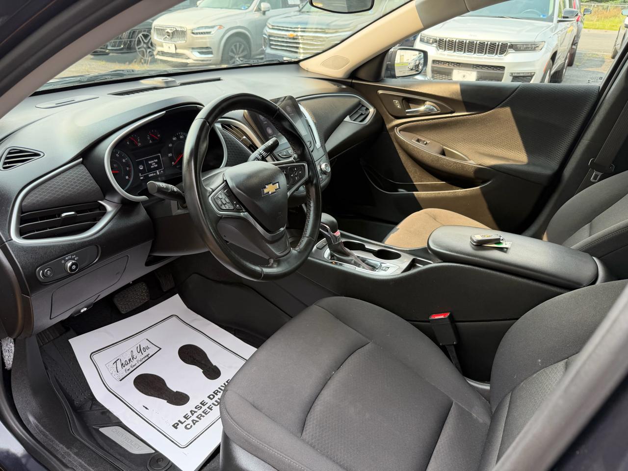 Chevrolet Malibu 4dr Sdn RS 2023