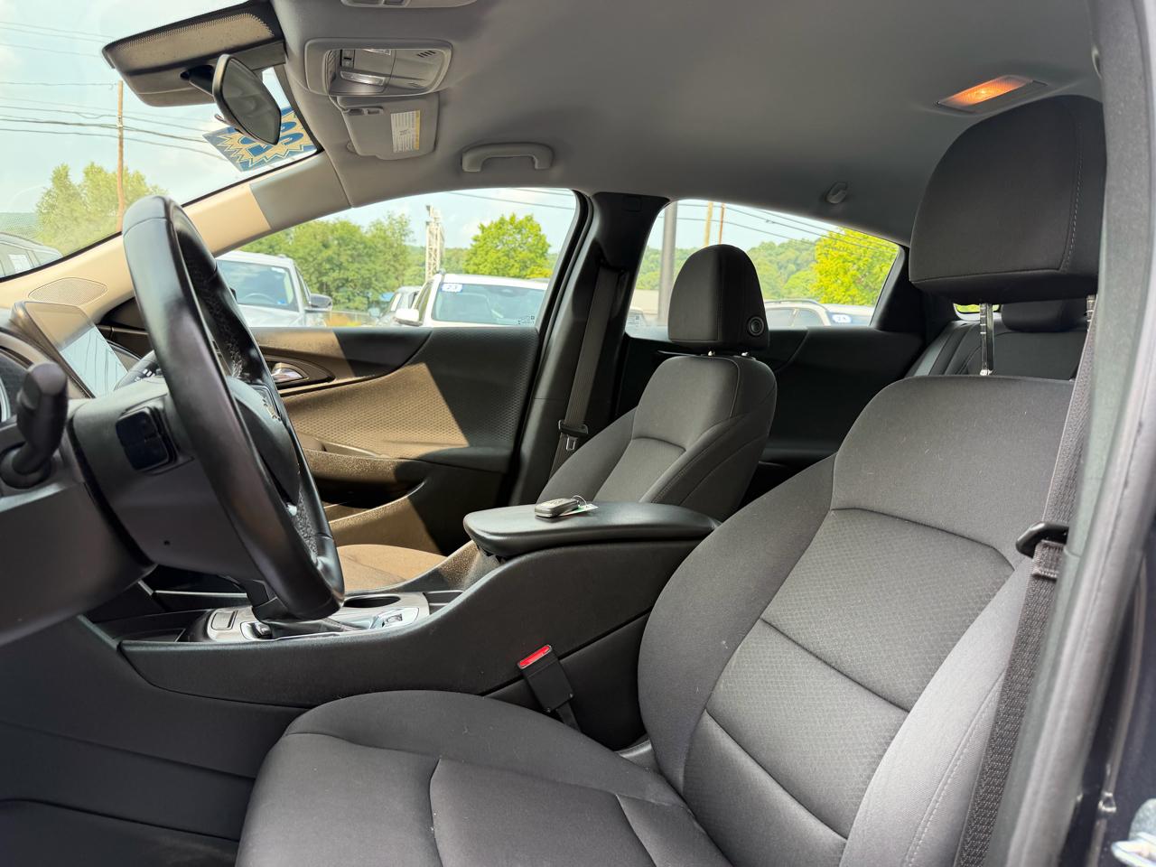 Chevrolet Malibu 4dr Sdn RS 2023