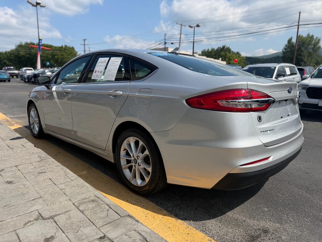 Ford Fusion SE FWD 2019