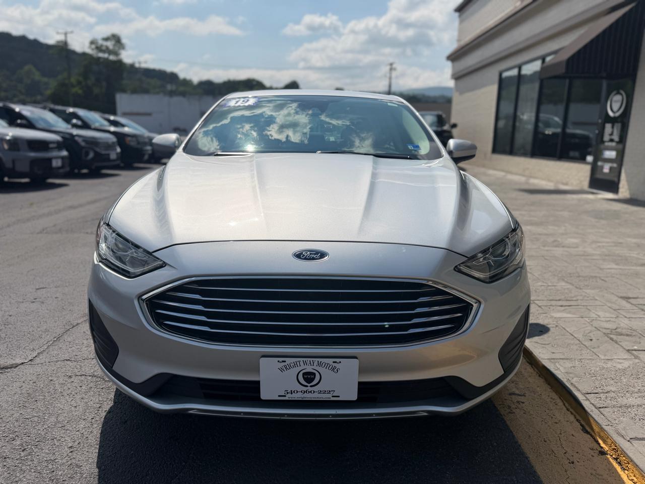 Ford Fusion SE FWD 2019