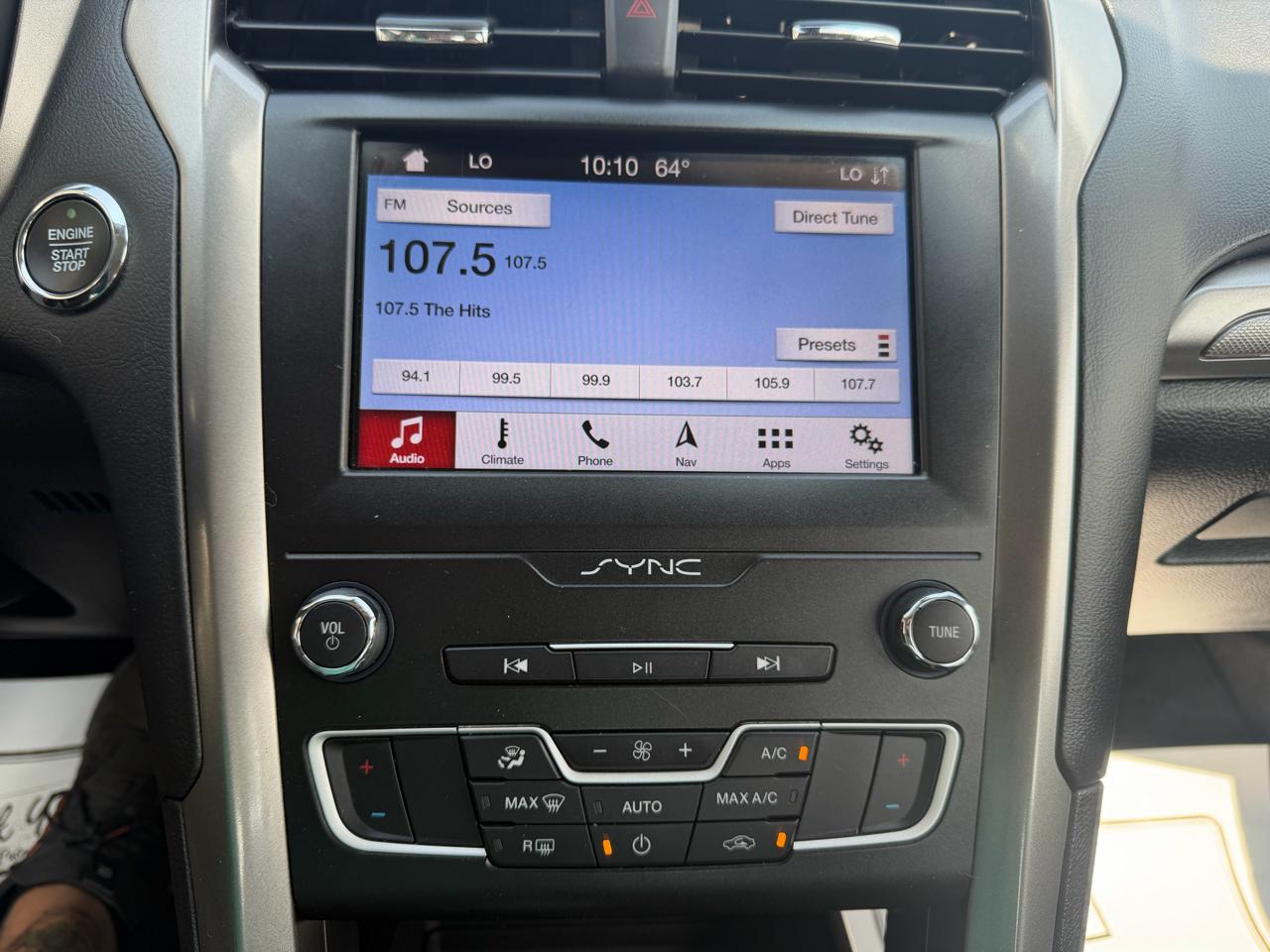Ford Fusion SE FWD 2019