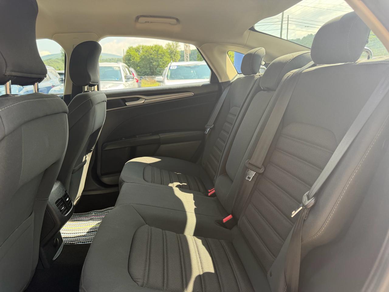 Ford Fusion SE FWD 2019