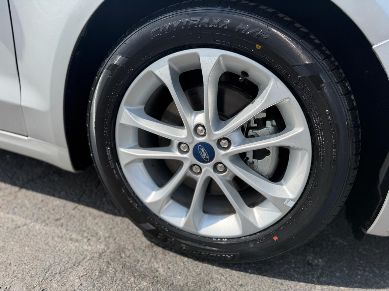 Ford Fusion SE FWD 2019