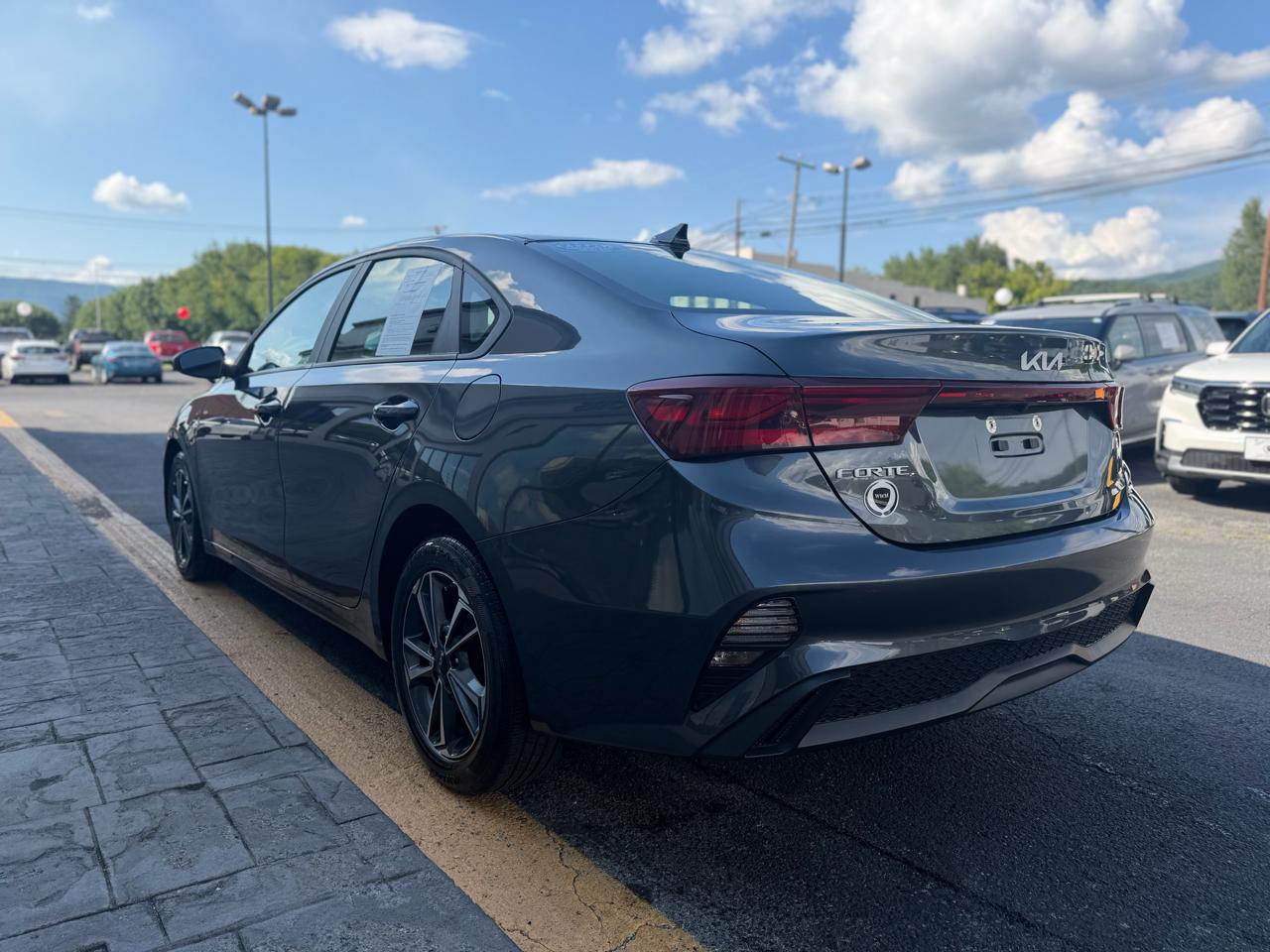 Kia Forte LXS IVT 2024