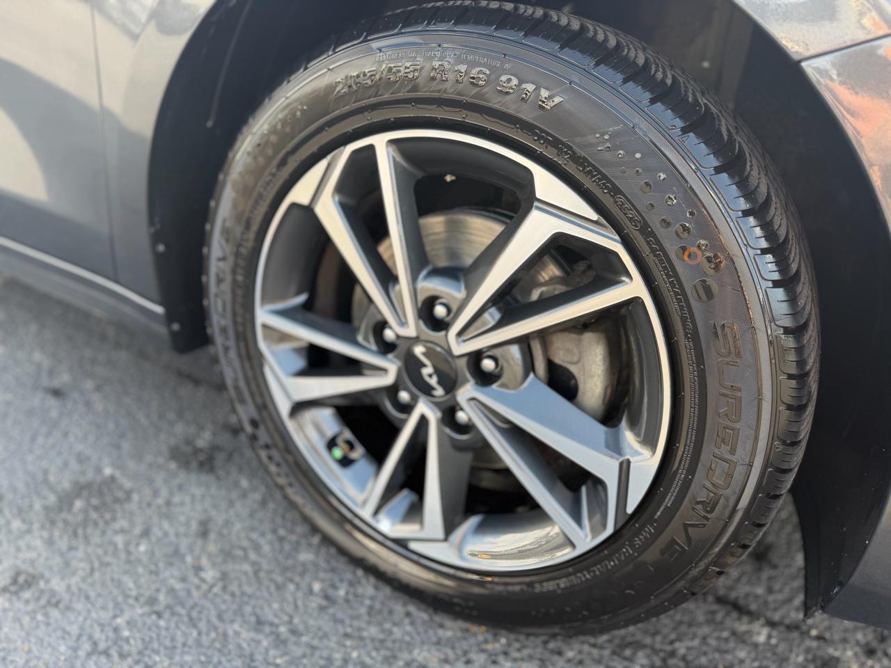 Kia Forte LXS IVT 2024