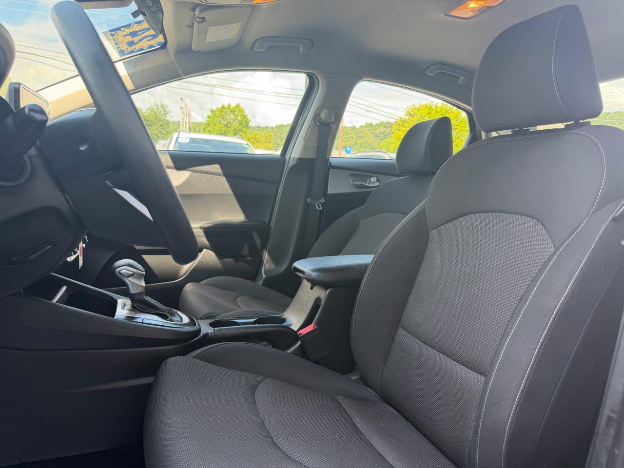 Kia Forte LXS IVT 2024