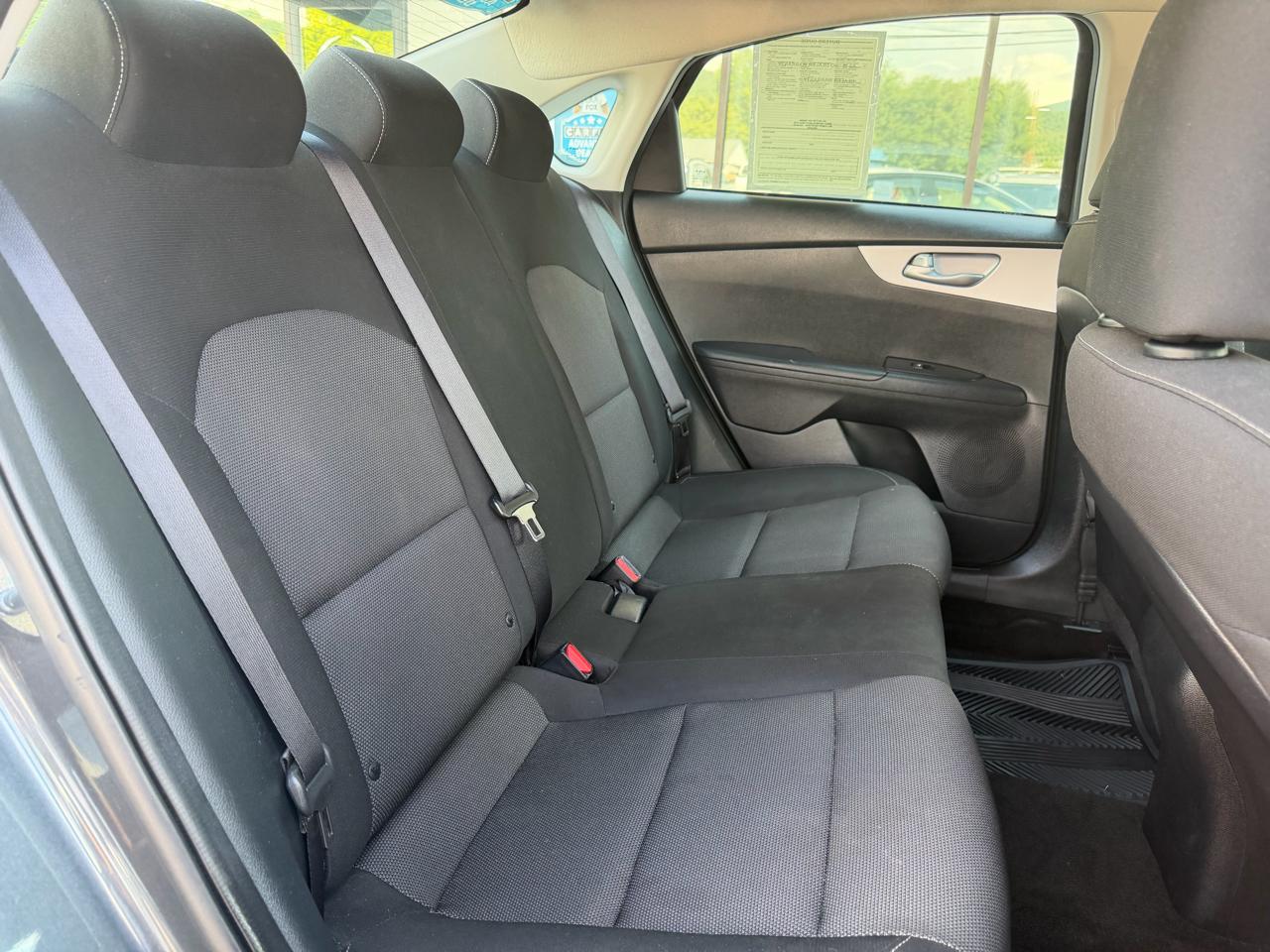 Kia Forte LXS IVT 2024