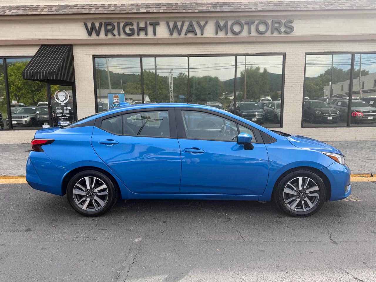 Nissan Versa SV CVT 2023