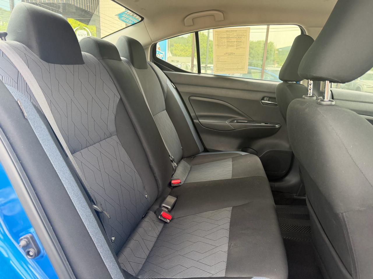 Nissan Versa SV CVT 2023