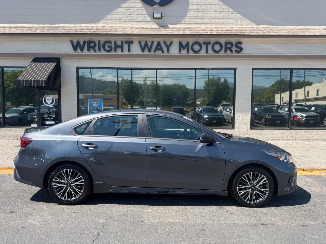 Kia Forte GT-Line IVT 2024