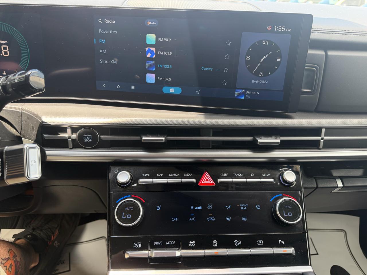 Hyundai Santa Fe SEL AWD 2026