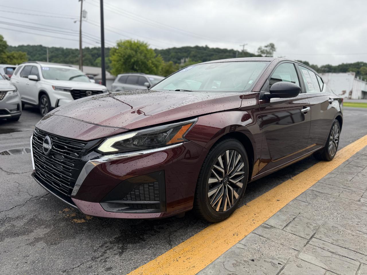 Nissan Altima 2.5 SV Sedan 2024