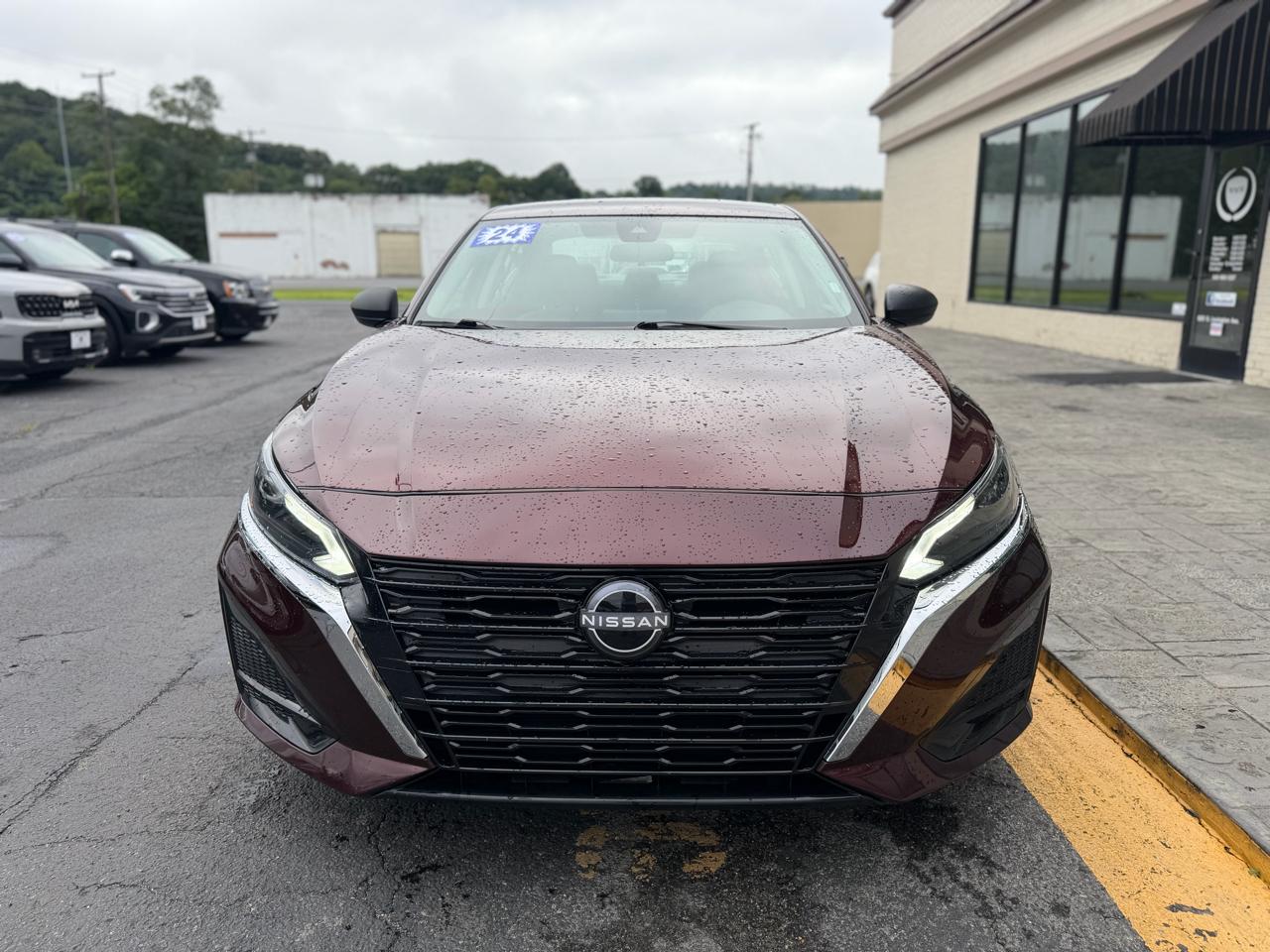 Nissan Altima 2.5 SV Sedan 2024