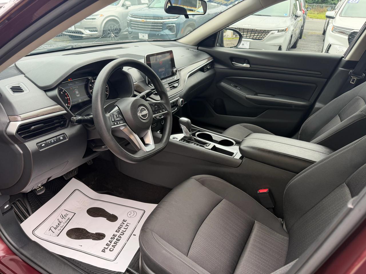 Nissan Altima 2.5 SV Sedan 2024