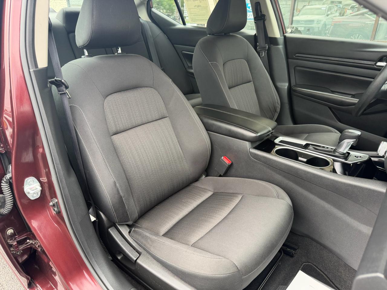 Nissan Altima 2.5 SV Sedan 2024