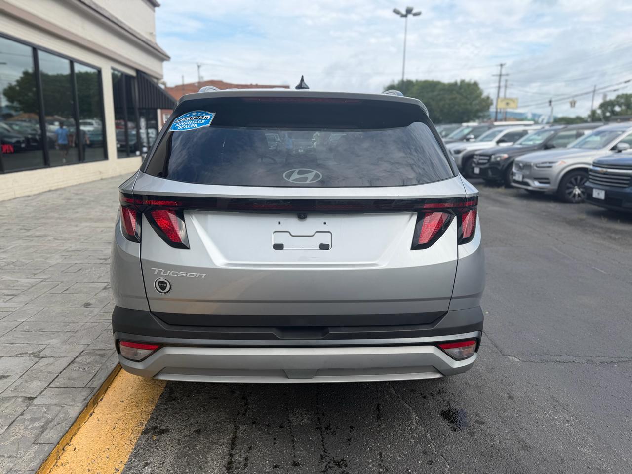 Hyundai Tucson SEL FWD 2025