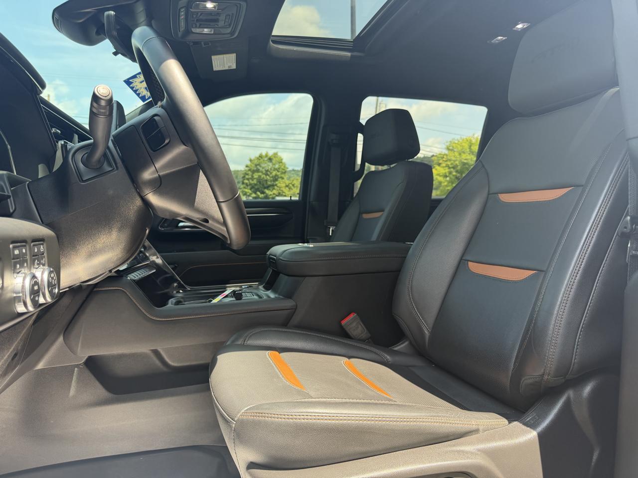 GMC Sierra 2500HD 4WD Crew Cab 159" AT4 2024