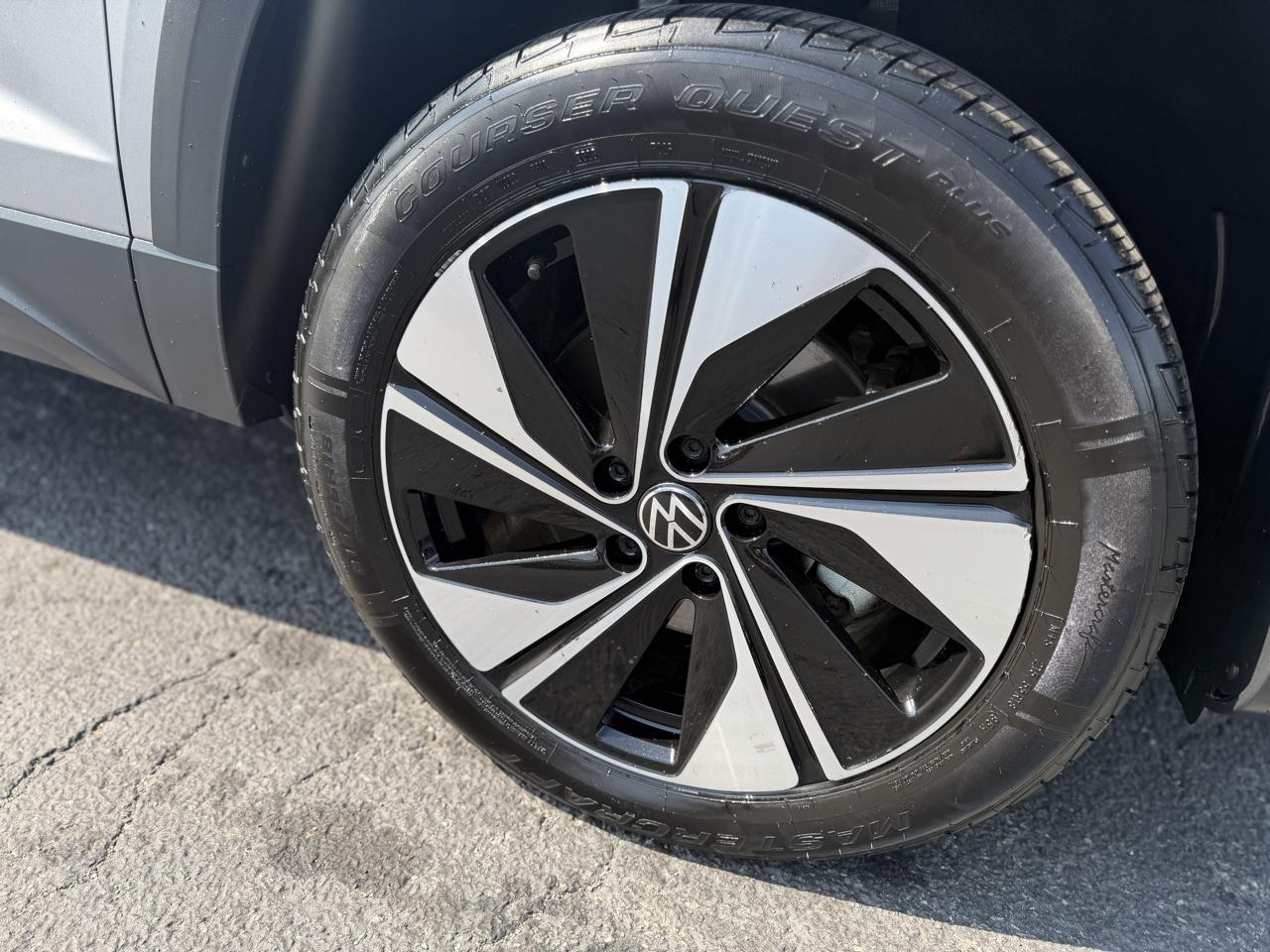 Volkswagen Taos SE 4Motion 2023