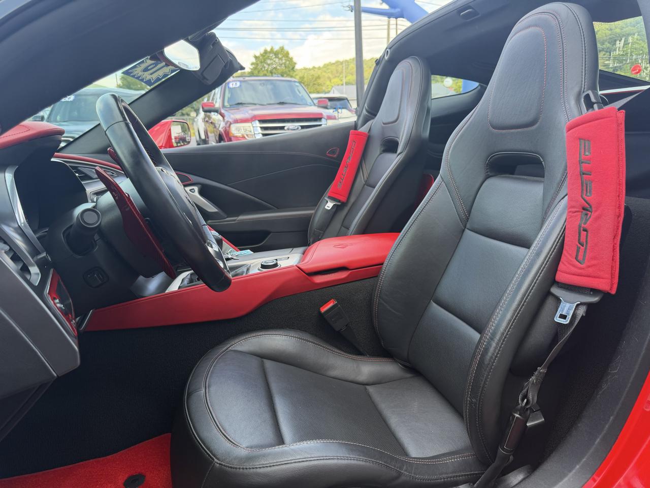 Chevrolet Corvette 2dr Stingray Cpe w/1LT 2018