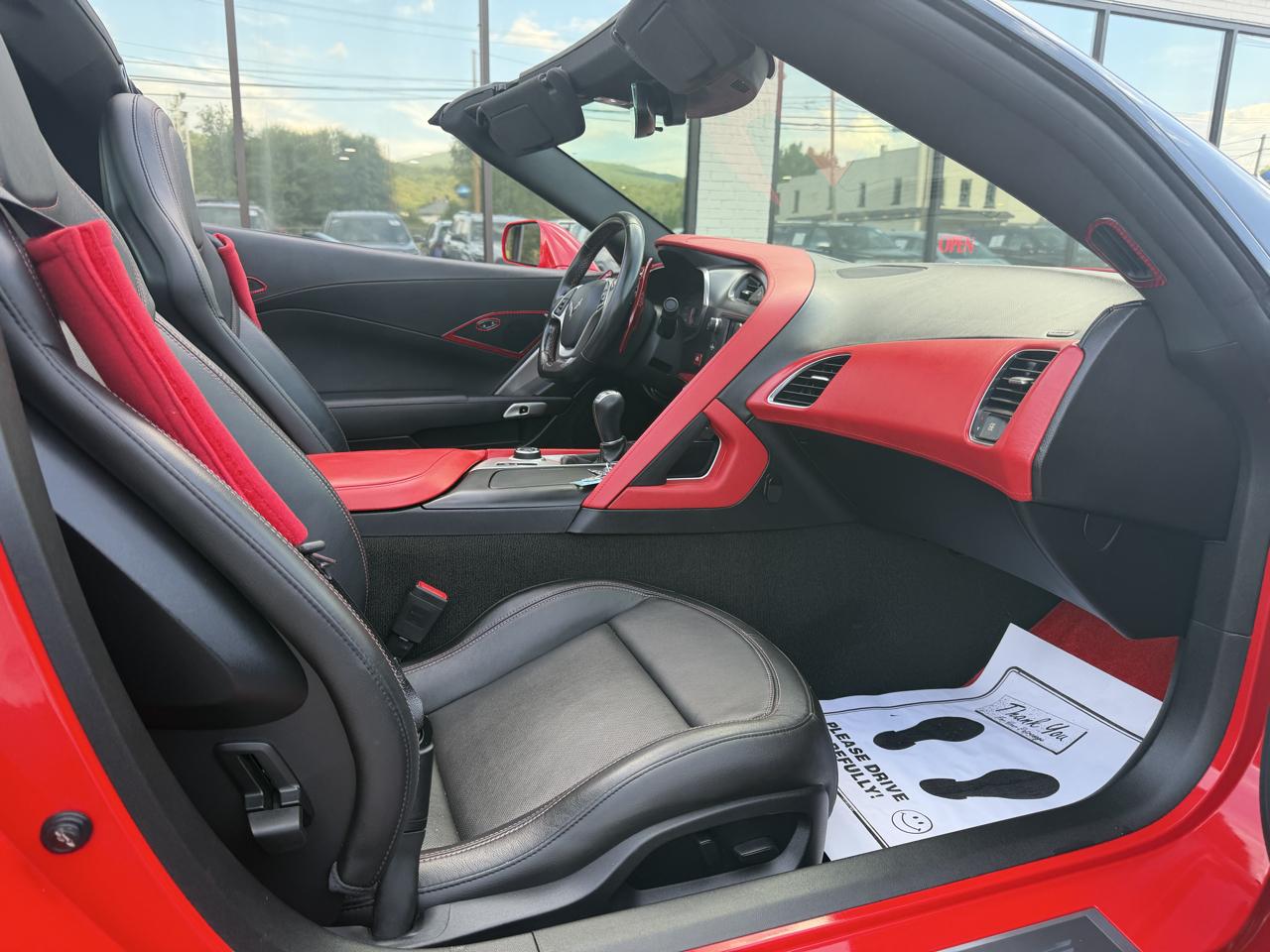 Chevrolet Corvette 2dr Stingray Cpe w/1LT 2018