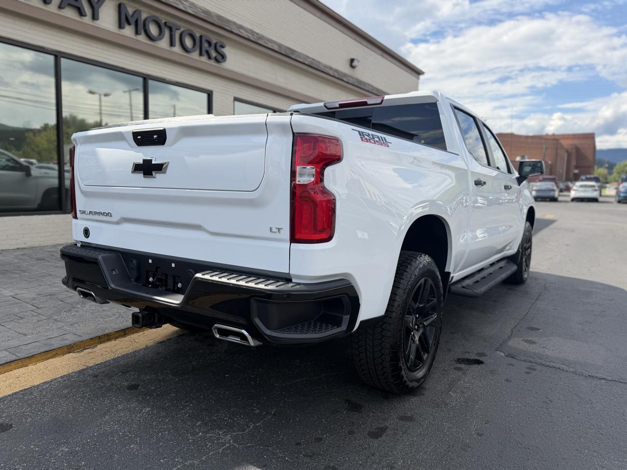 Chevrolet Silverado 1500  2025
