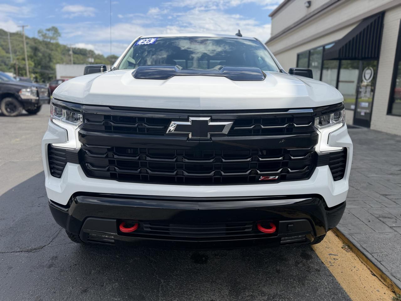 Chevrolet Silverado 1500  2025