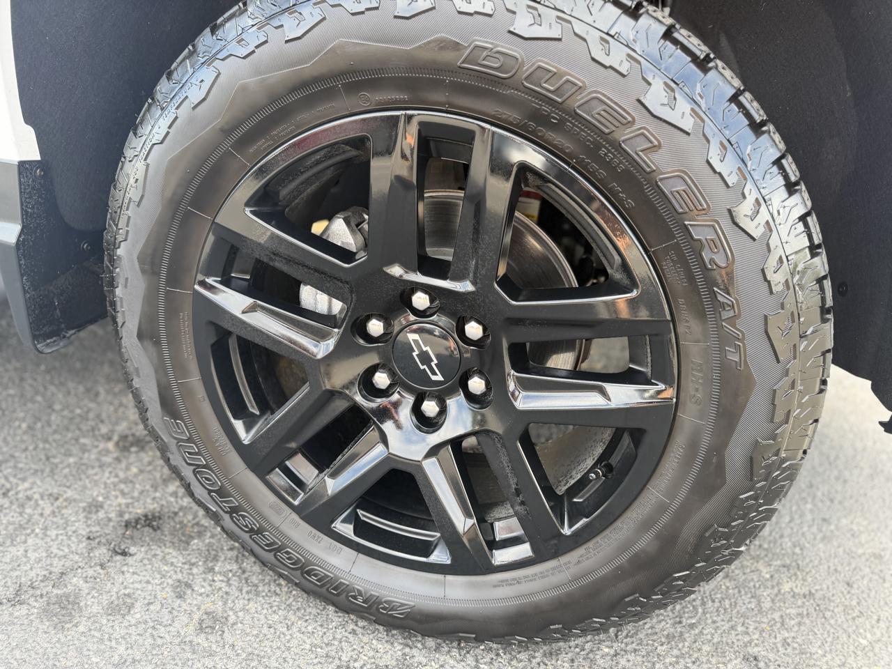 Chevrolet Silverado 1500  2025