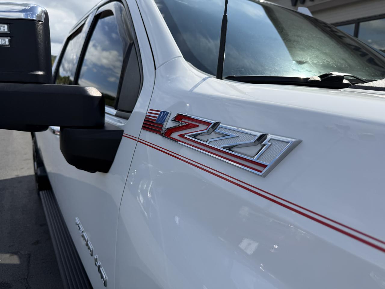 Chevrolet Silverado 2500HD 4WD Crew Cab 159" LTZ 2024