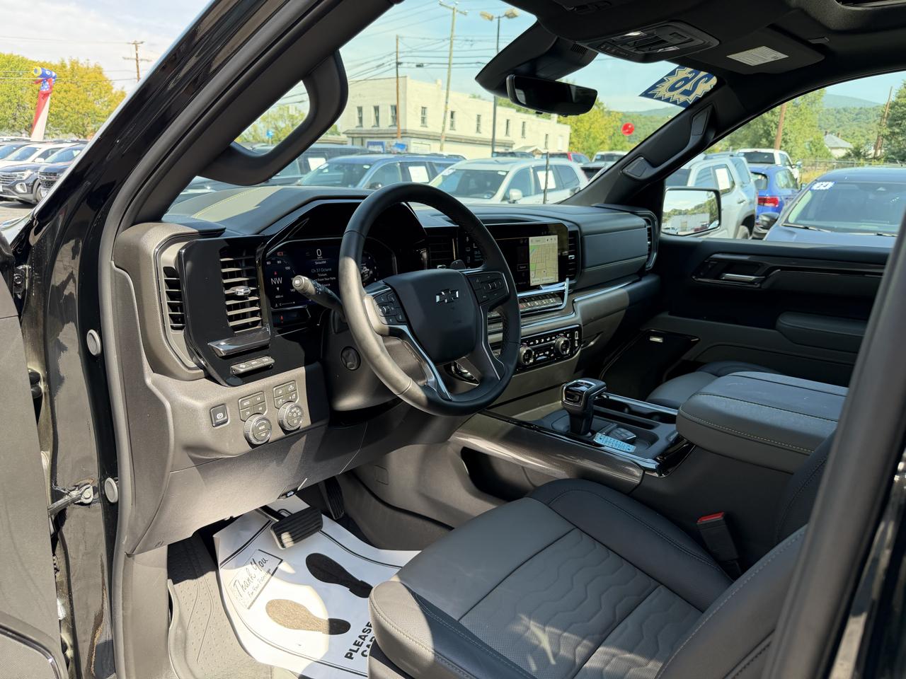 Chevrolet Silverado 1500 4WD Crew Cab 147" ZR2 2026
