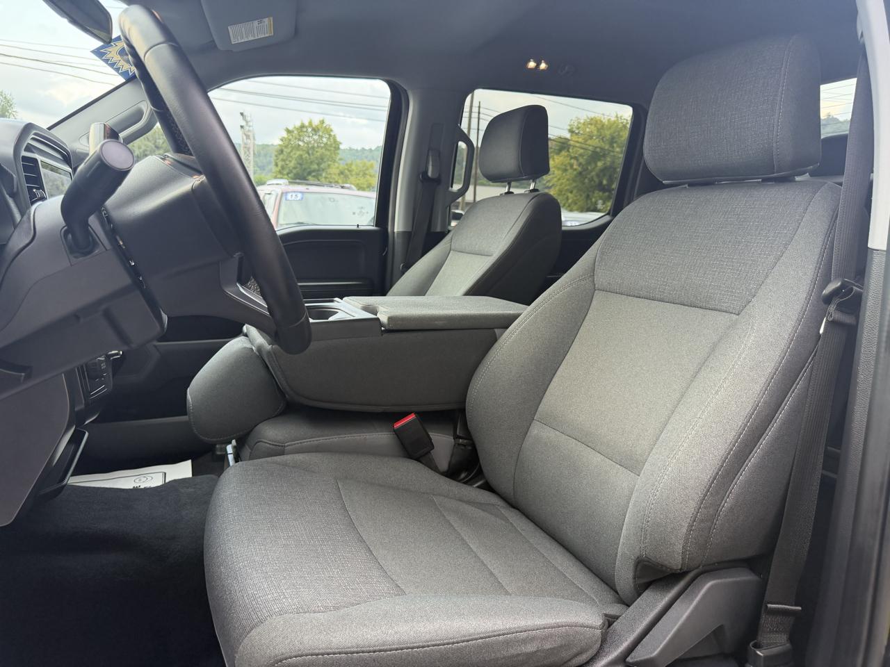 Ford F-150 4WD SuperCrew 145" XLT 2025
