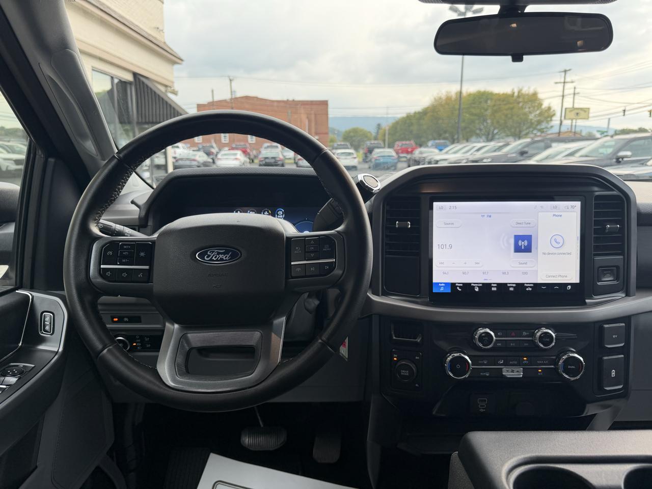 Ford F-150 4WD SuperCrew 145" XLT 2025