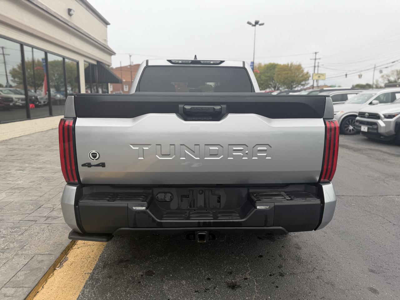 Toyota Tundra  2023