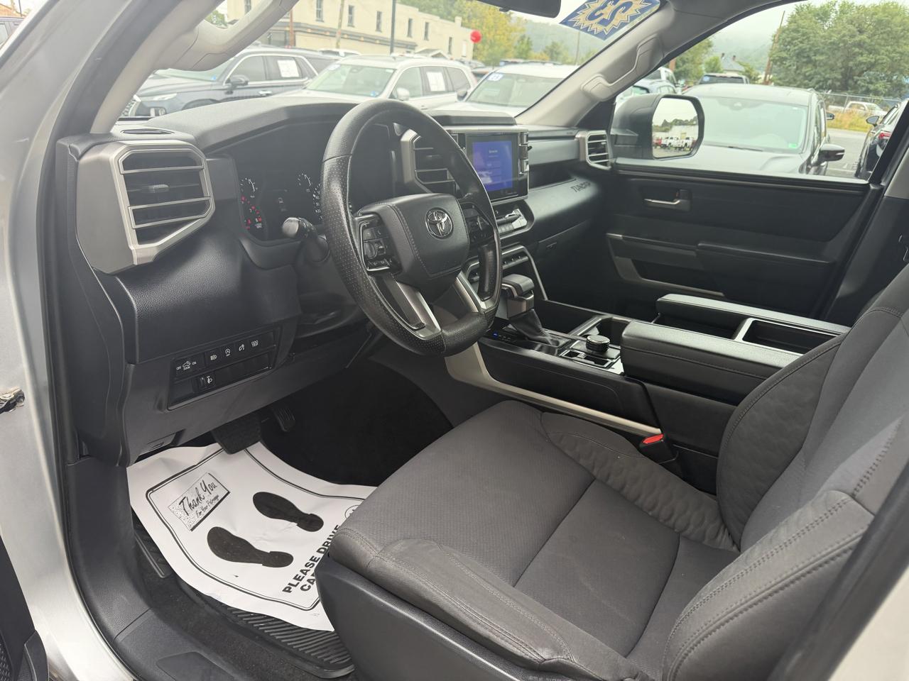 Toyota Tundra  2023