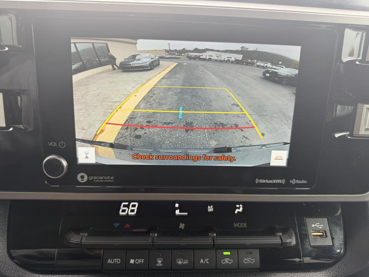Toyota Tundra  2023