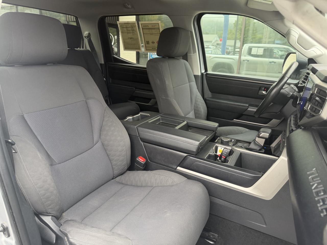 Toyota Tundra  2023