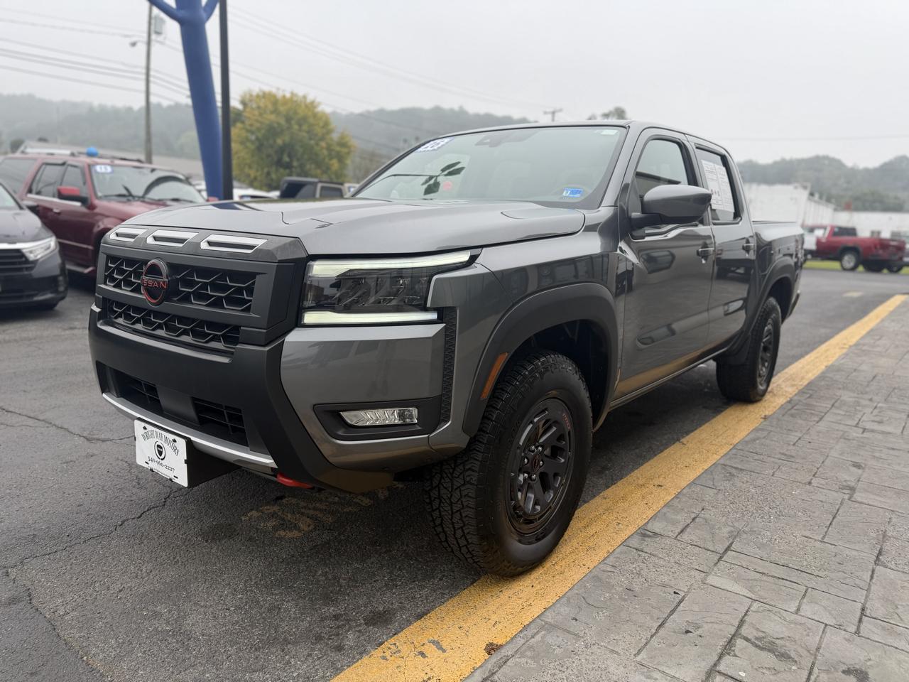 Nissan Frontier Crew Cab 4x4 PRO-4X 2026