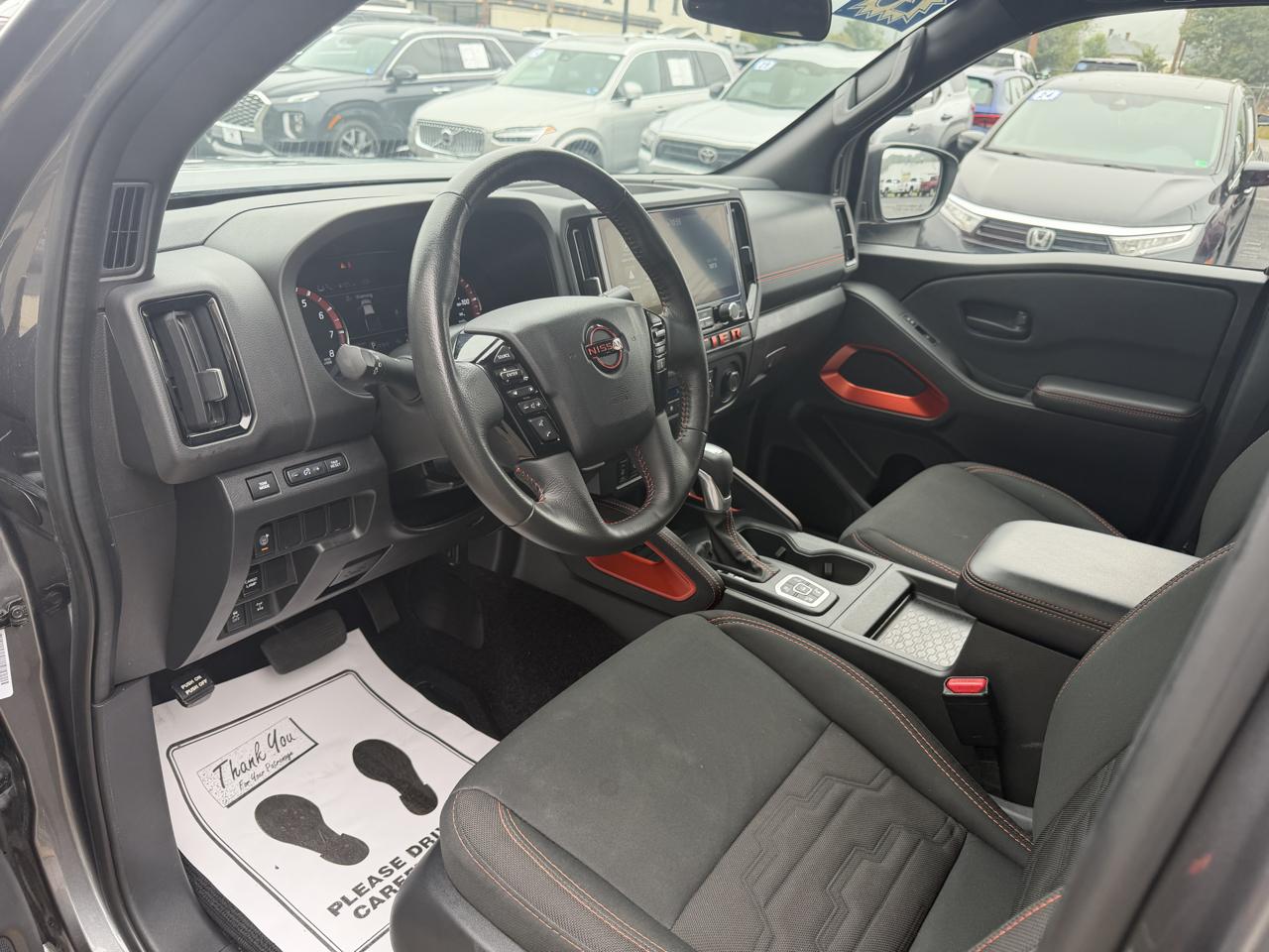 Nissan Frontier Crew Cab 4x4 PRO-4X 2026