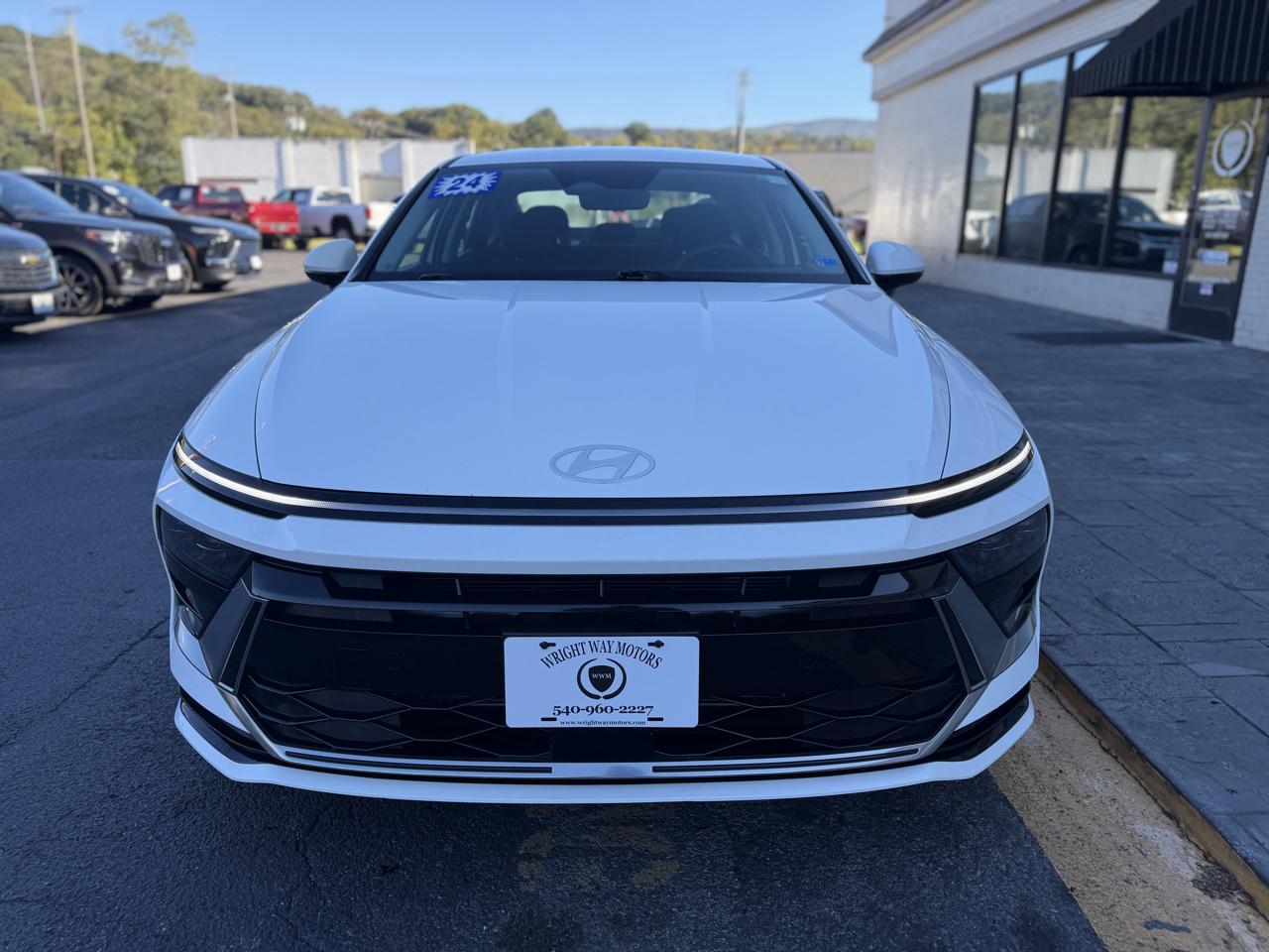 Hyundai Sonata SEL 2.5L FWD 2024