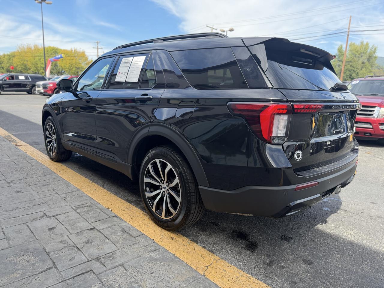 Ford Explorer ST 2026